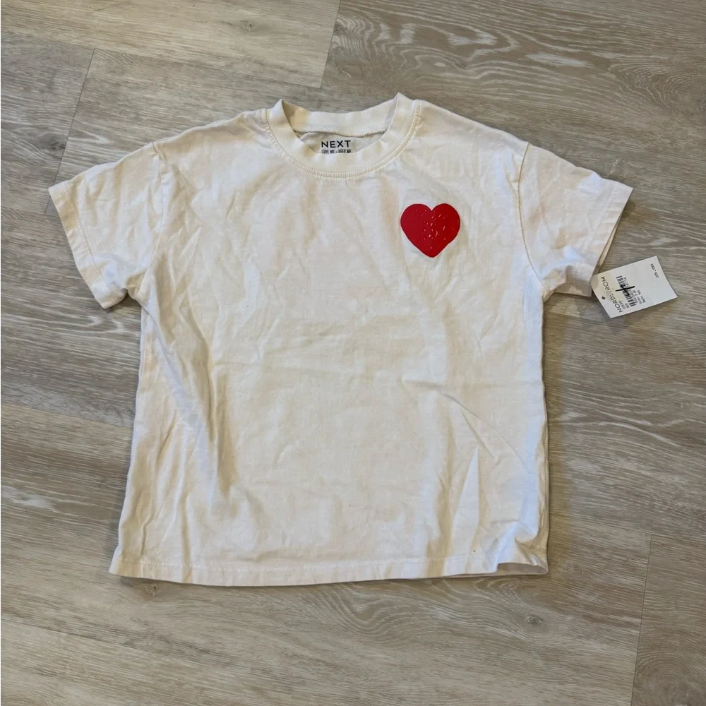 NWT - NEXT Kids Cream Tee with Red Heart - 5-6 years size